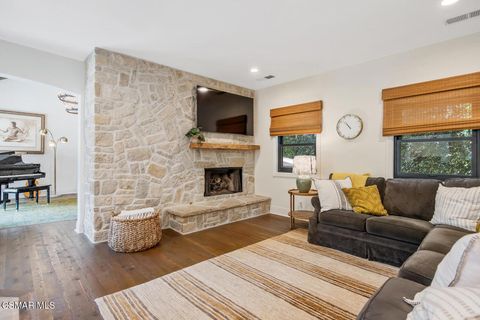 Tiny photo for 730 Calle Mandarinas, Thousand Oaks, CA 91360 (MLS # 226001034)