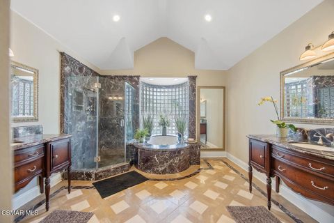 Tiny photo for 730 Calle Mandarinas, Thousand Oaks, CA 91360 (MLS # 226001034)