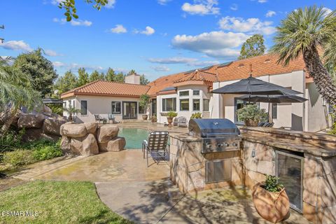 Tiny photo for 730 Calle Mandarinas, Thousand Oaks, CA 91360 (MLS # 226001034)