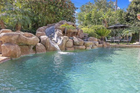 Tiny photo for 730 Calle Mandarinas, Thousand Oaks, CA 91360 (MLS # 226001034)