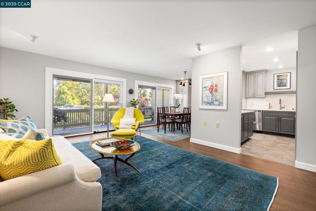 ROSSMOOR - Residential