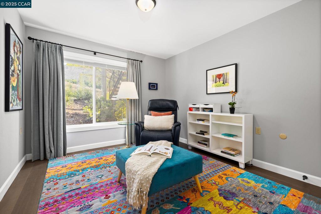 ROSSMOOR - Residential