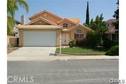 Photo of 19954 Promenade Cir, Riverside, CA 92508 (MLS # AR26089970)