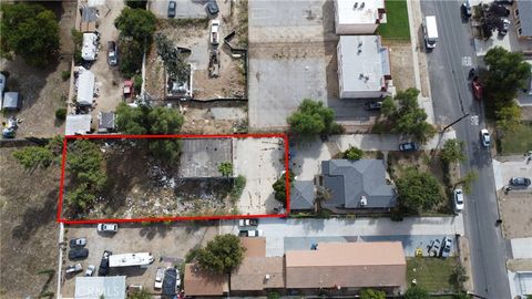 Photo of 1066 49th St, San Bernardino, CA 92407 (MLS # SW25245847)