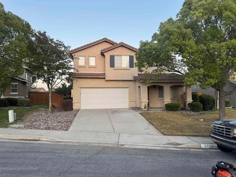 Photo of 37200 moonbeam CT, Murrieta, CA 92563 (MLS # 260011776SD)