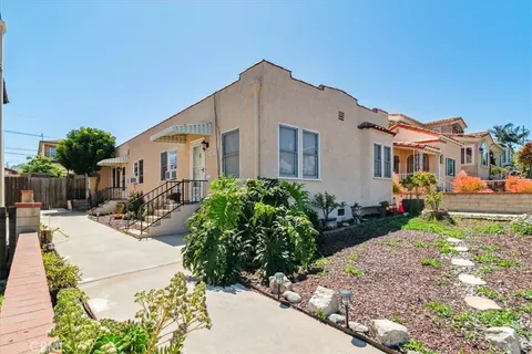 1061 W 20th Street, San Pedro, CA 90731 - MLS#: SB25085849