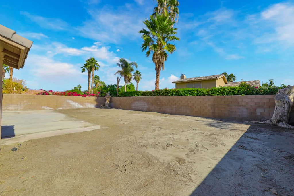 La Quinta, California 92253, United States, 3 Bedrooms Bedrooms, ,2 BathroomsBathrooms,Residential,Active,247641