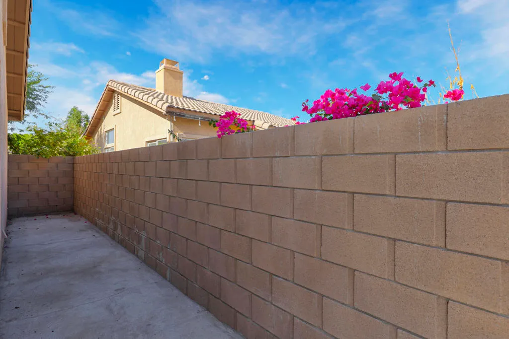 La Quinta, California 92253, United States, 3 Bedrooms Bedrooms, ,2 BathroomsBathrooms,Residential,Active,247641