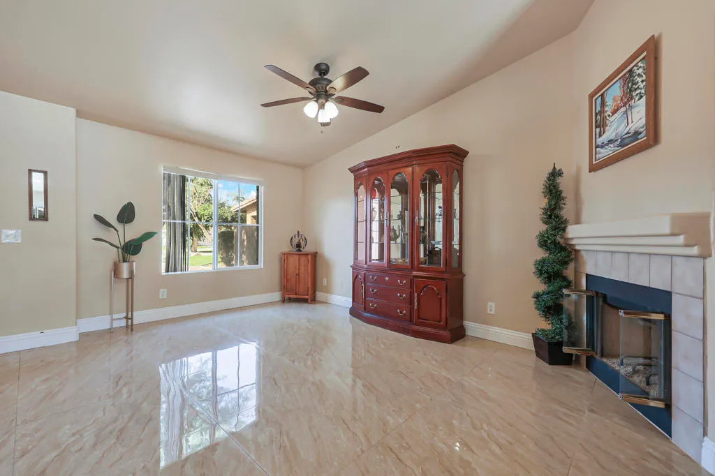 La Quinta, California 92253, United States, 3 Bedrooms Bedrooms, ,2 BathroomsBathrooms,Residential,Active,247641