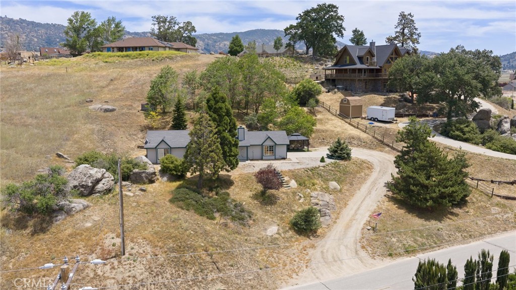 23500 Lakeview