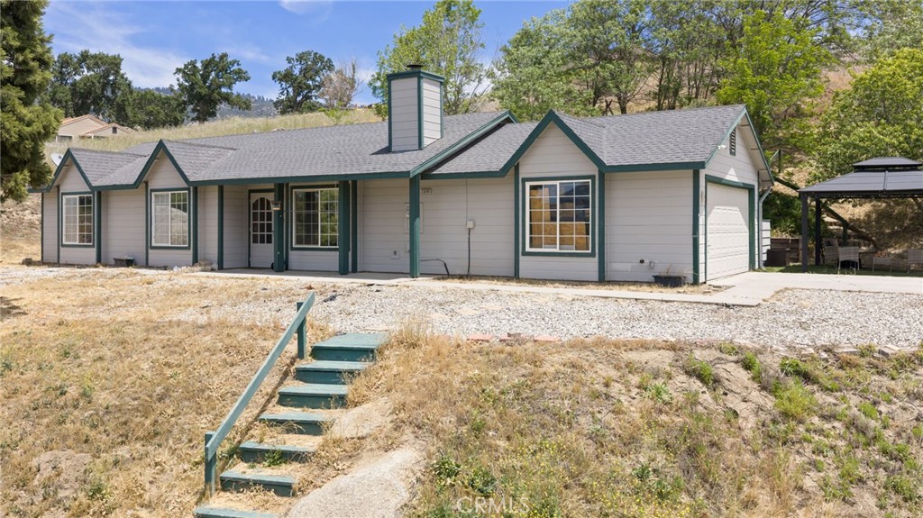 23500 Lakeview