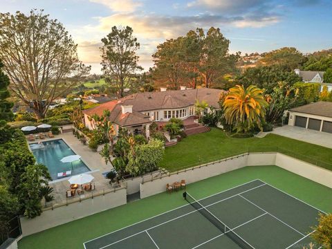 Photo of 1515 El Camino Del Teatro, La Jolla, CA 92037 (MLS # 260004089SD)