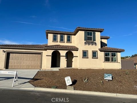 1381 Amanda Glen S Escondido CA 92025