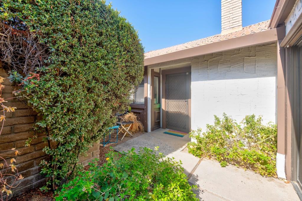 2367 Miramonte Circle W C