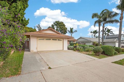 Tiny photo for 404 Mackay Avenue, Ventura, CA 93004 (MLS # V1-34597)