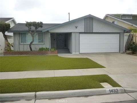 Photo of 1432 W 172nd Street, Gardena, CA 90247 (MLS # SB26097441)