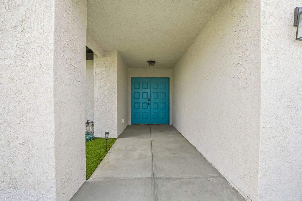 67185 Ontina Road