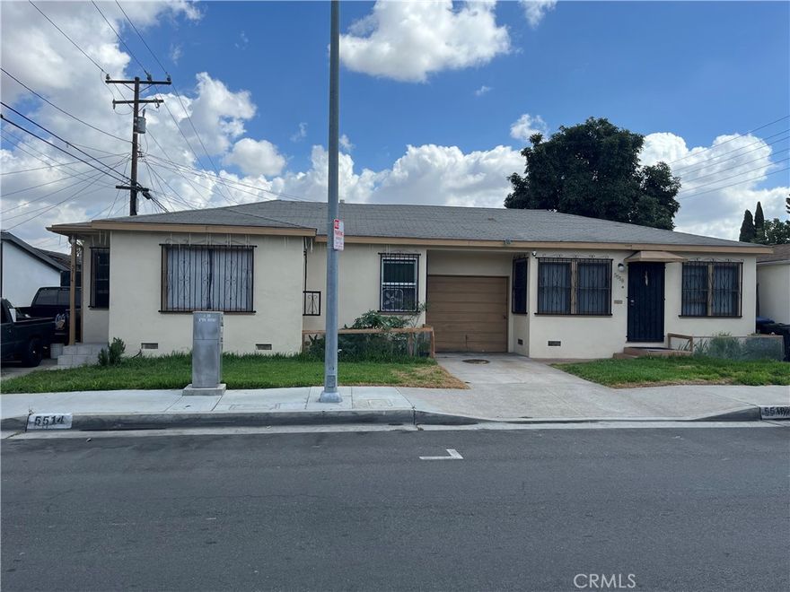 Opportunity investment in the City of Maywood, this duplex has 2 addresses 5514 & 5518 Loma Vista Ave. the first unit 5514 has 2 bedrooms 1 Bathroom, long driveway that could fit 3 to 4 cars, 1 car detached garage with additional storage room that ca easily be converted in an ADU, unit 5518 has 2 Bedrooms 2 Bathrooms driveway and 1 car garage and is rented for $2,400 that can help you pay for the Morgage or an investor that is looking for a rental income investment, units are near Schools and shopping centers.