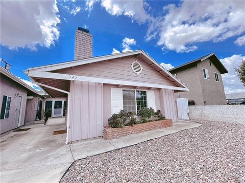 Photo of 942 Barbara Ln Ln, Pomona, CA 91767 (MLS # WS26085290)