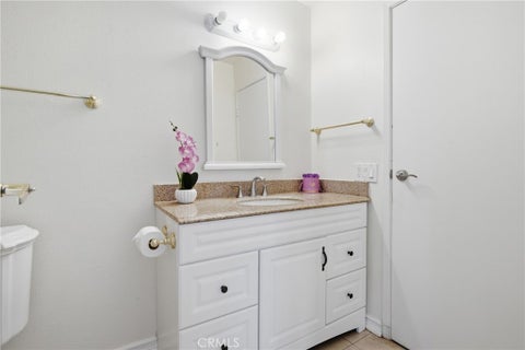 Tiny photo for 370 W Blaine ST, Riverside, CA 92507 (MLS # IV26225262)