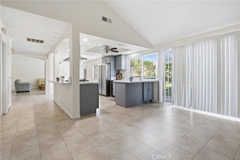 Tiny photo for 370 W Blaine ST, Riverside, CA 92507 (MLS # IV26225262)
