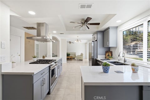 Tiny photo for 370 W Blaine ST, Riverside, CA 92507 (MLS # IV26225262)
