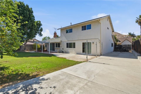 Tiny photo for 370 W Blaine ST, Riverside, CA 92507 (MLS # IV26225262)