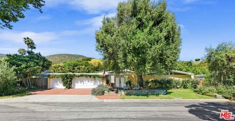 Photo of 6308 Paseo Canyon Drive, Malibu, CA 90265 (MLS # 25492467) Photo of 6308 Paseo Canyon Drive, Malibu, CA 90265 (MLS # 25492467)