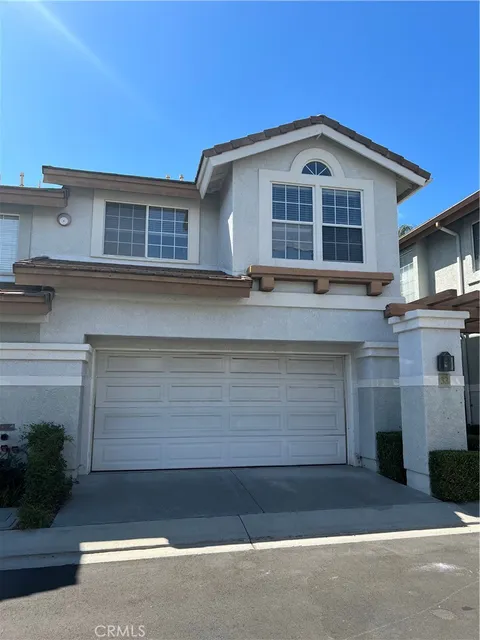 MLS: OC26074875