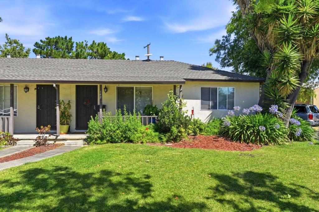 742 N Genevieve Lane