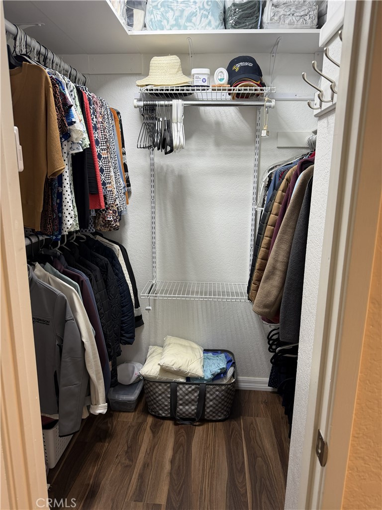 2599 Walnut 205