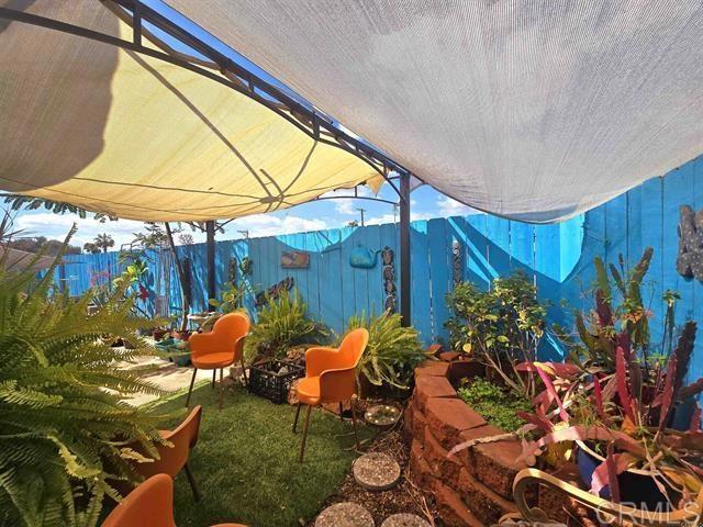 450 E Bradley Avenue 144