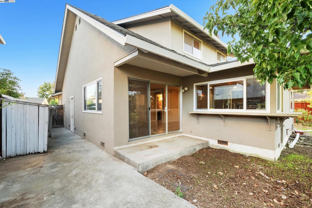 SUNSET WEST - Residential