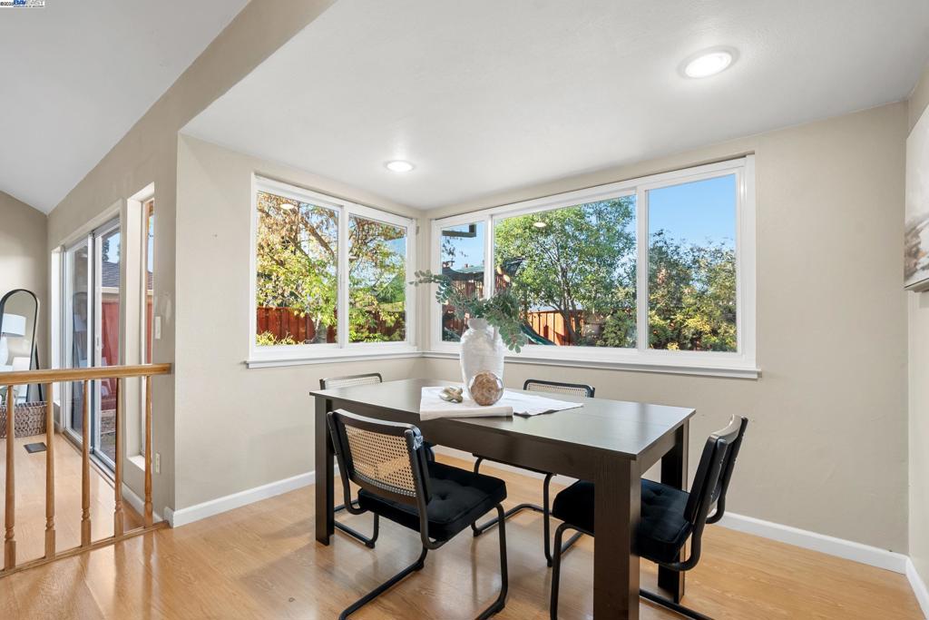 SUNSET WEST - Residential