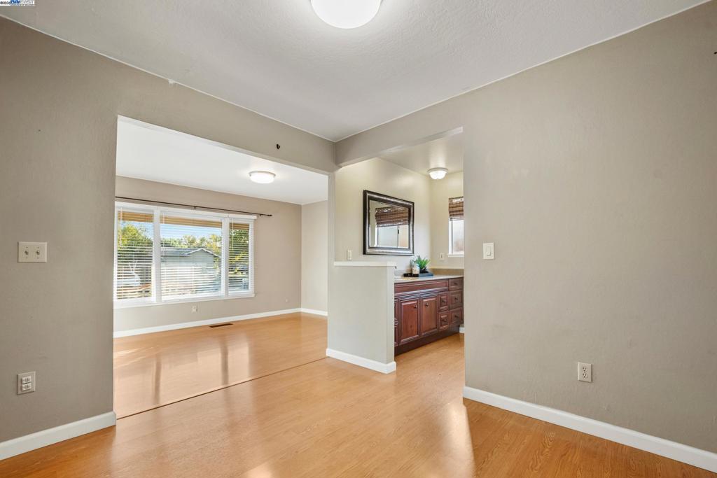 SUNSET WEST - Residential