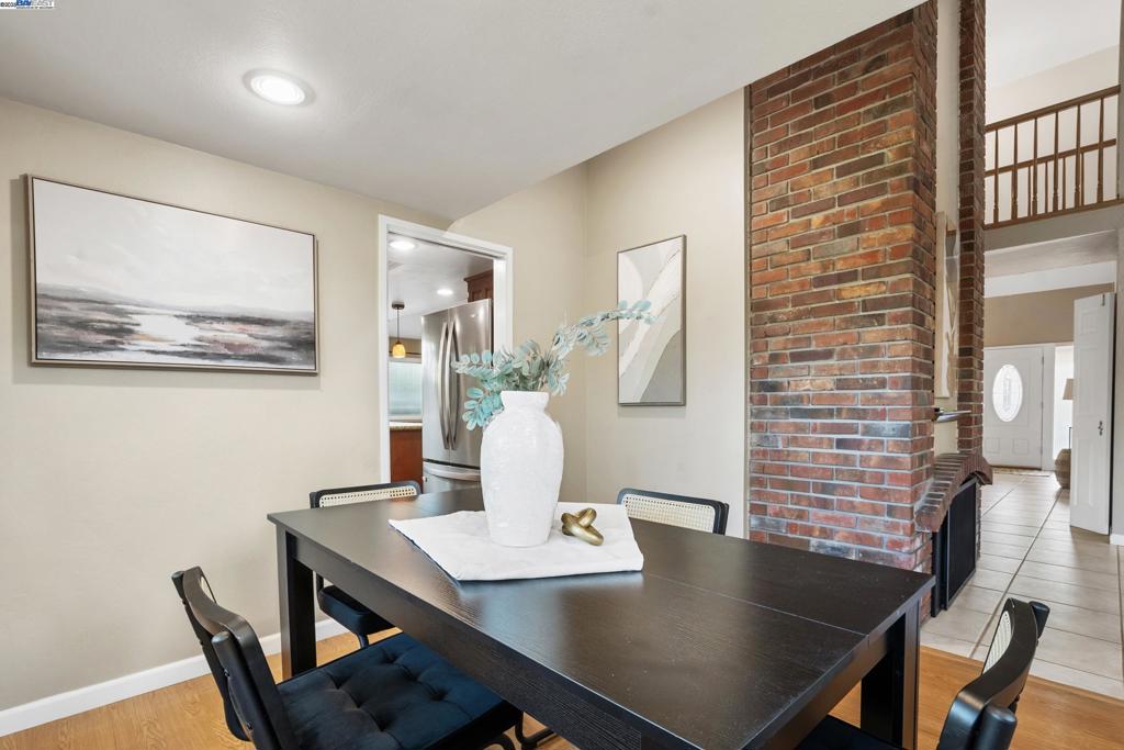 SUNSET WEST - Residential
