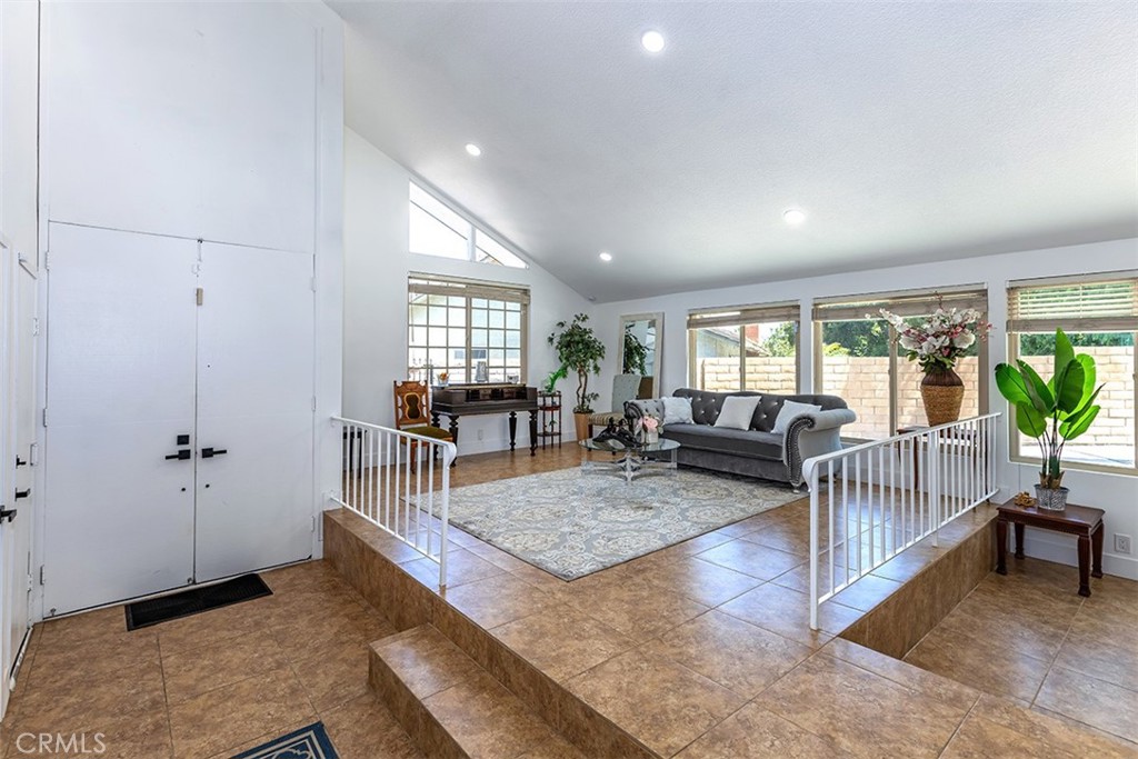 1250 Kinglake Drive