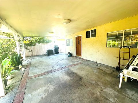 Tiny photo for 22427 Vanowen Street, West Hills, CA 91307 (MLS # SR25161739)