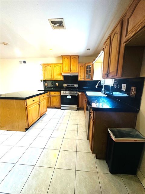 Tiny photo for 22427 Vanowen Street, West Hills, CA 91307 (MLS # SR25161739)