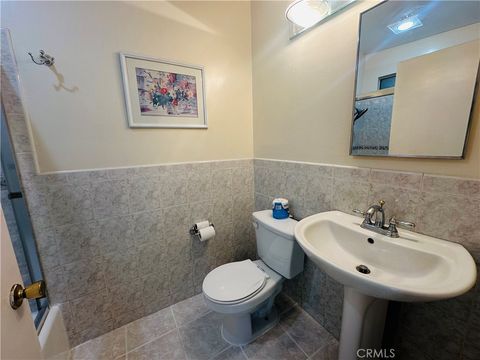 Tiny photo for 22427 Vanowen Street, West Hills, CA 91307 (MLS # SR25161739)