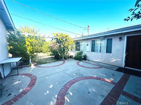 Tiny photo for 22427 Vanowen Street, West Hills, CA 91307 (MLS # SR25161739)