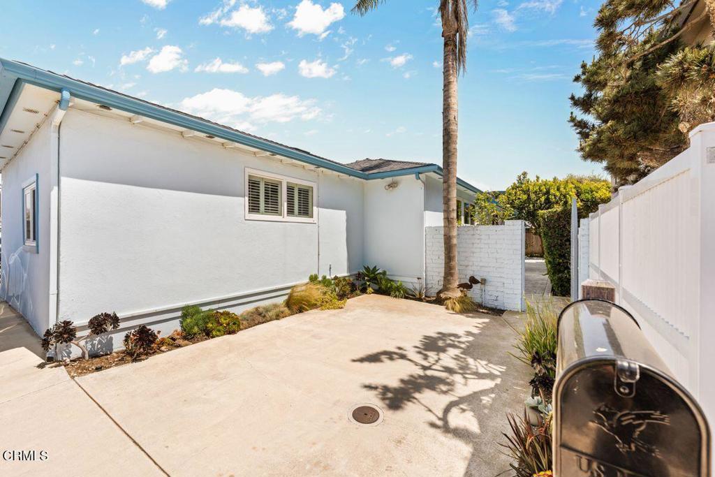1046 Driftwood Lane
