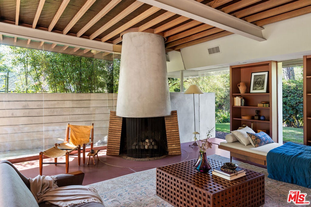 780 Laguna Road
