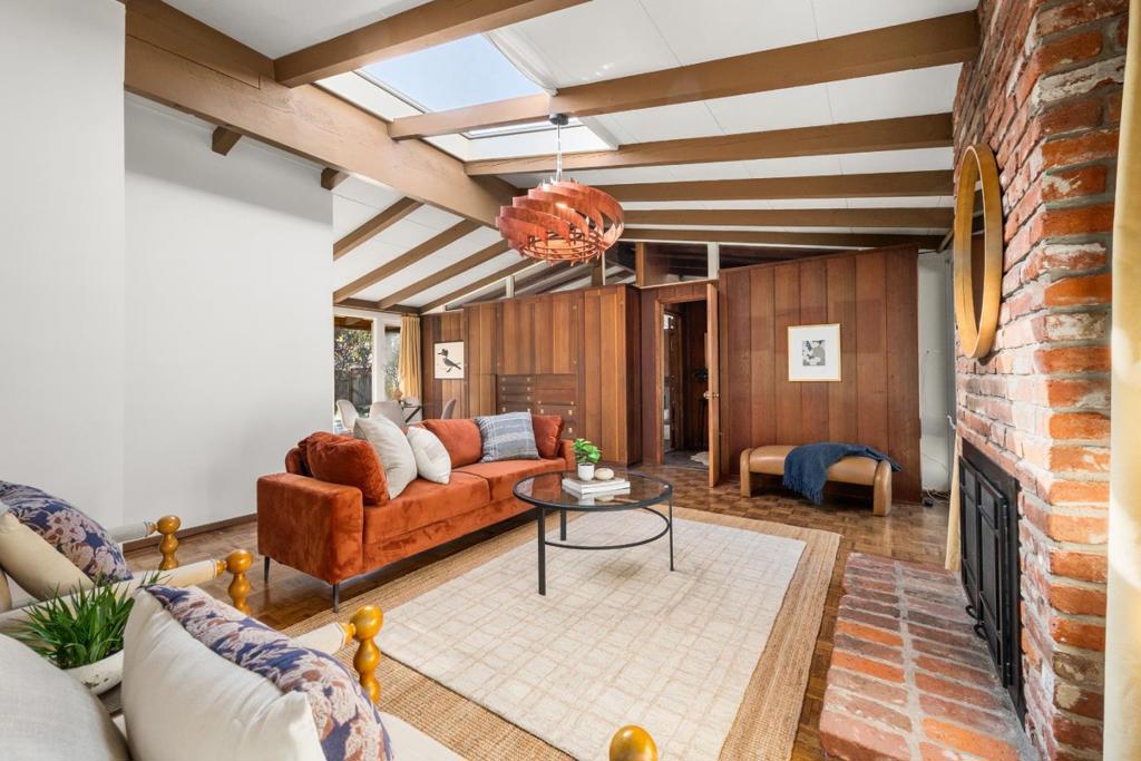 59 Asta Drive