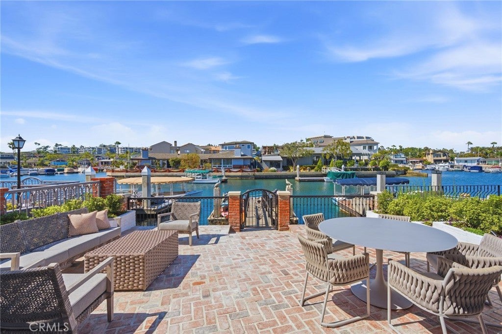 3810 Channel Place, Newport Beach CA 92663 - Photo 8