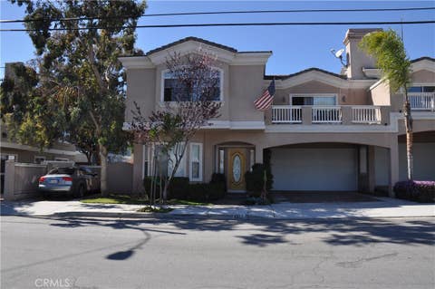 Photo of 1007 LILIENTHAL LANE LN, Redondo Beach, CA 90278 (MLS # SB26140011)