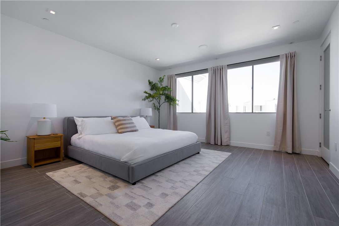 Peninsula Village - Residential Lease