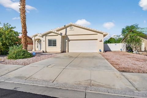 Photo of 69020 San Susanna Avenue, Cathedral City, CA 92234 (MLS # 219139123PS)