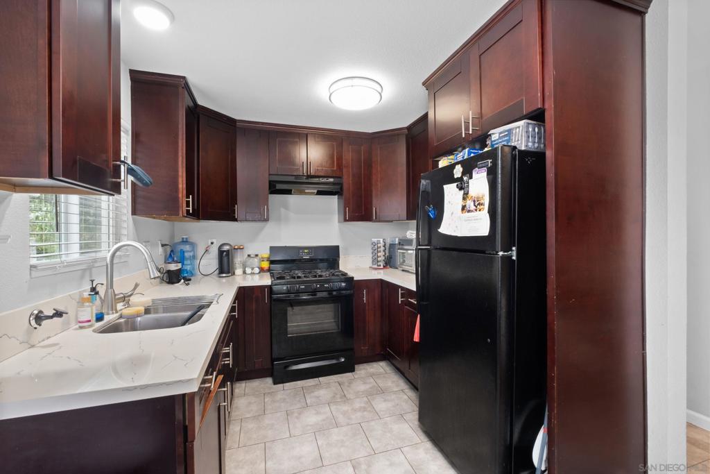 4146 48 Eta St