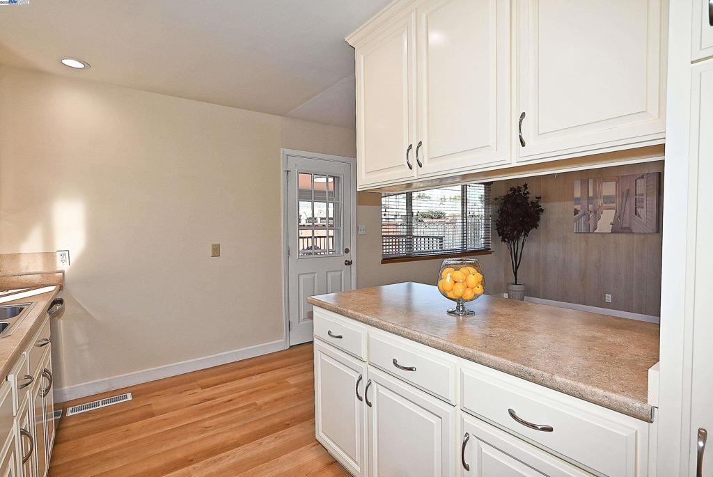 SUNDALE - Residential